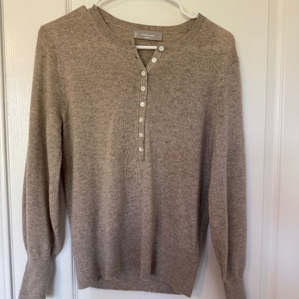 Everlane cashmere sweater